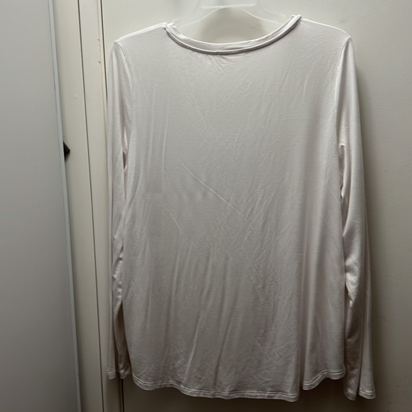 Heimious long sleeve T shirt.   #1486.   NWT - Picture 2 of 6